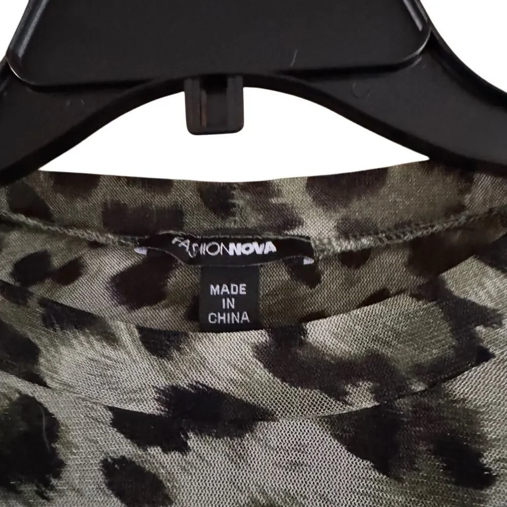 Fashion Nova Black and Green Ruched Crop Top Size XS - Picture 4 of 5